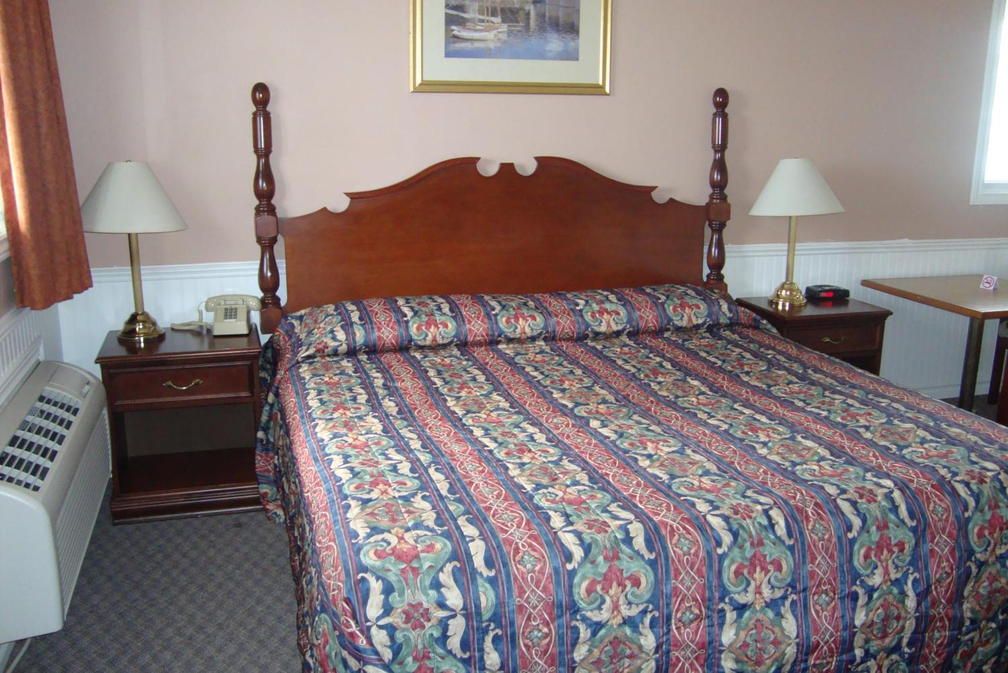 Royal Napanee Inn Greater Napanee Bagian luar foto